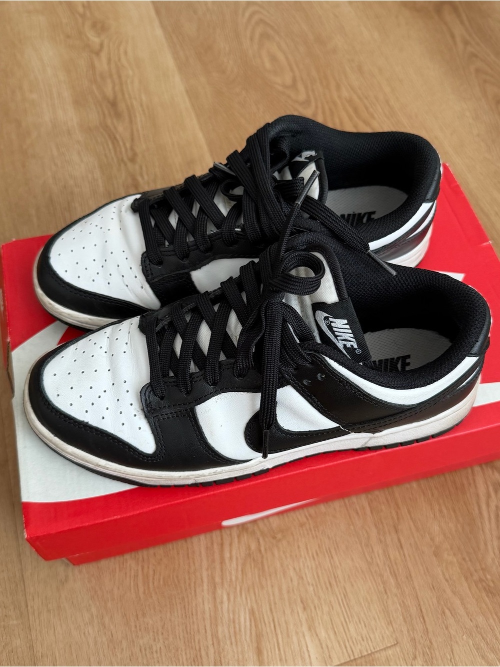 Nike Dunk Low Panda